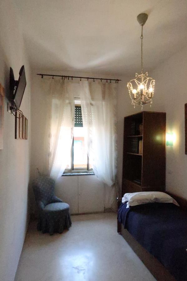 Casa Garbata Bed & Breakfast Rome Exterior photo